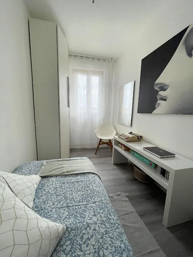Apartment Appartamento Orizzonte Viareggio Italy